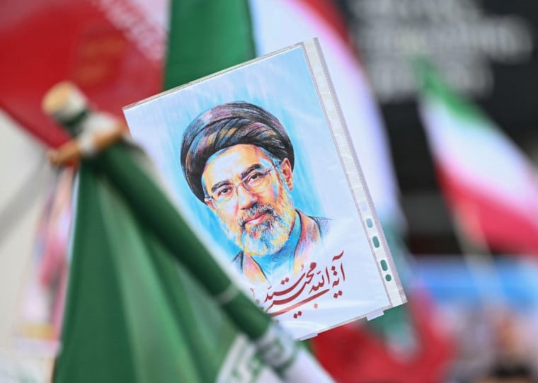 Mojtaba foi nomeado oficialmente no &uacute;ltimo dia 8 e Ele substitui o pai, Ali Khamenei