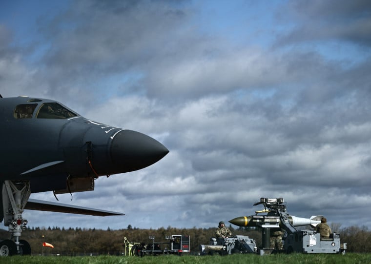 Estimativas do Pent&aacute;gono s&atilde;o de que os ataques ao Ir&atilde; tenham custado cerca de US$ 12 bilh&otilde;es at&eacute; o momento