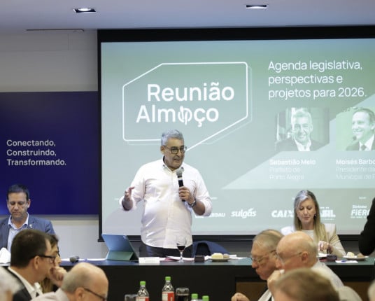 Sinduscon debate Plano Diretor de Porto Alegre com Melo e presidente da Câmara