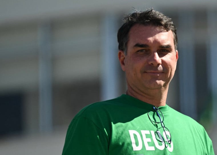 intenção da campanha de Flávio era apresentar o plano de governo no próximo dia 30