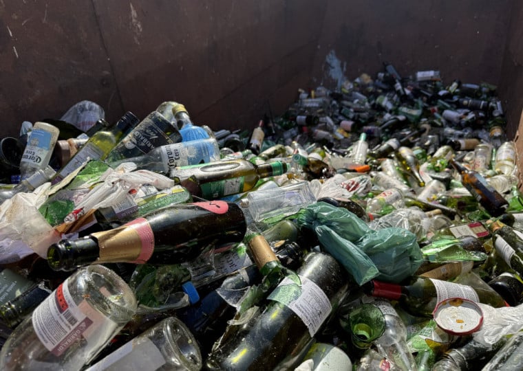 Iniciativa trabalhará com a economia circular de vidros