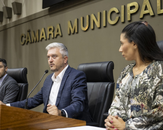 Prefeito Sebastião Melo abre depoimentos na CPI do Roubo de Fios