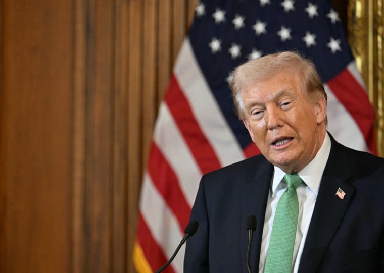 Relat&oacute;rio dedica um cap&iacute;tulo inteiro para destrinchar a deteriora&ccedil;&atilde;o da democracia americana sob Trump