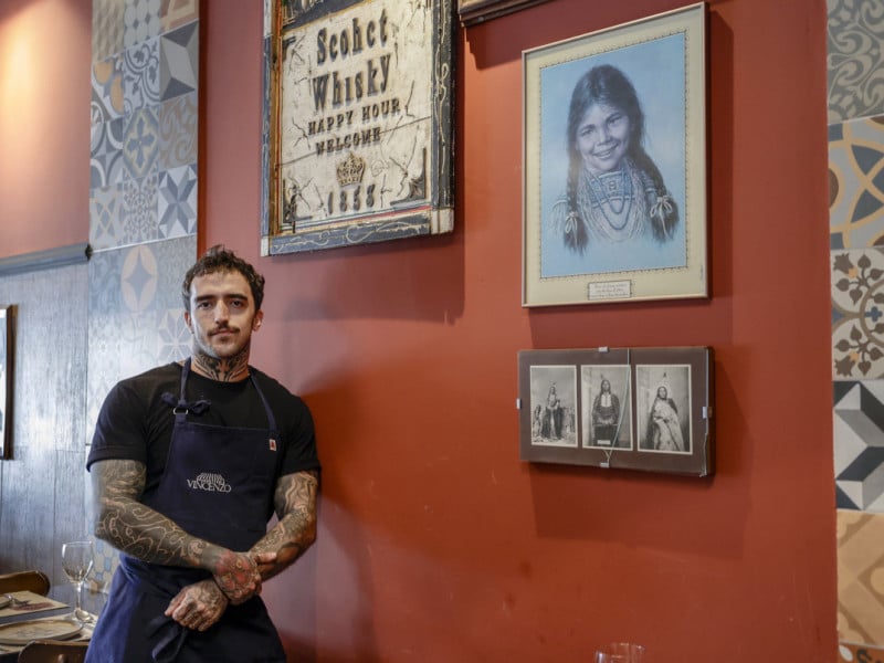 Douglas Soares Musela &eacute; o empreendedor &agrave; frente do Vincenzo Spaghetteria, que apresentou uma nova proposta ap&oacute;s 11 anos de opera&ccedil;&atilde;o<br />Foto: T&Acirc;NIA MEINERZ/JC