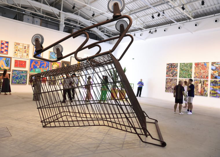 Eduardo Srur dá sentido ao lixo em nova exposição no MAC RS