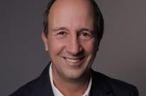 Henrique Gerstner, fundador das Escolas  Faculdades QI