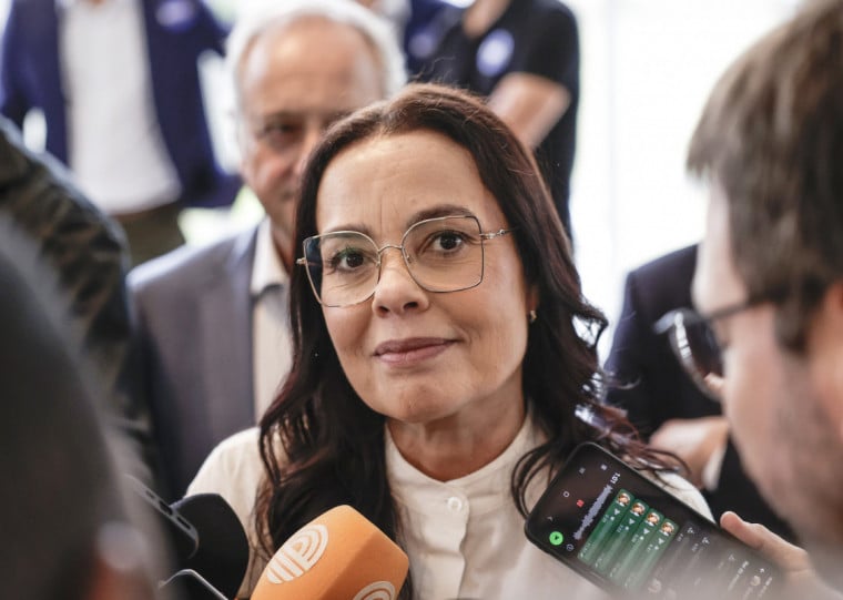 Pré-candidata ao Piratini pelo PDT, Juliana Brizola participou de debate promovido pela Fecomércio-RS nesta quinta-feira