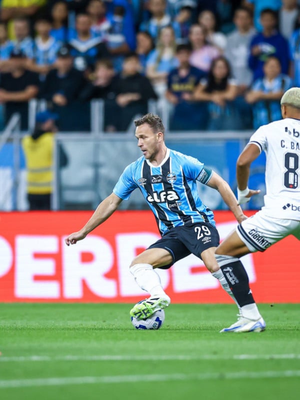 Vasco x Grêmio: onde assistir, escalações, horário e arbitragem