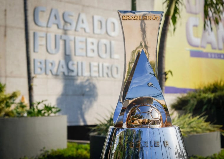 Diferente dos outros anos, nesta edição apenas os dois primeiros sobem direto