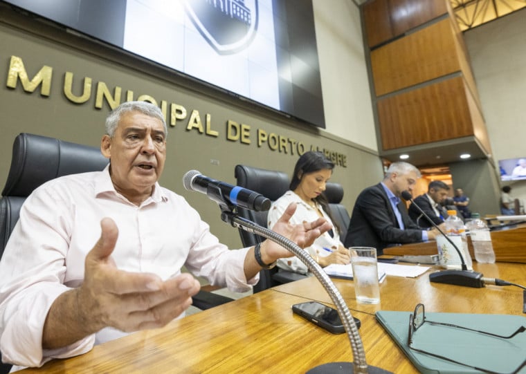 O prefeito Sebastião Melo foi o primeiro depoente da CPI do Roubo de Fios na Câmara Municipal de Porto Alegre