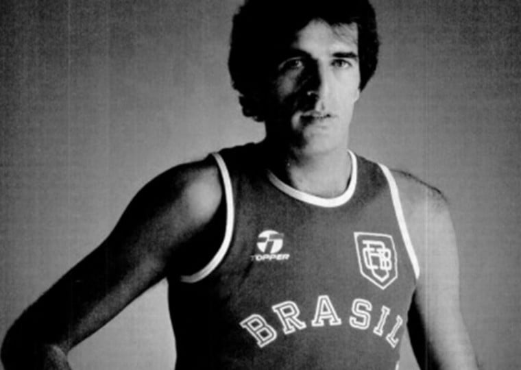 Primeiro brasileiro draftado na NBA recusa contrato para jogar pelo Brasil