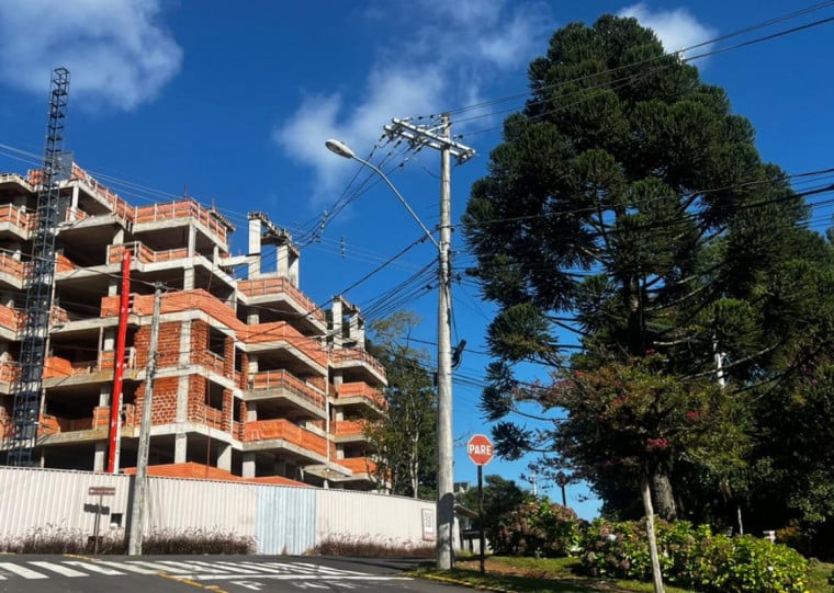 Confederação Nacional da Indústria defende sistemas construtivos industrializados para reverter estagnação do setor