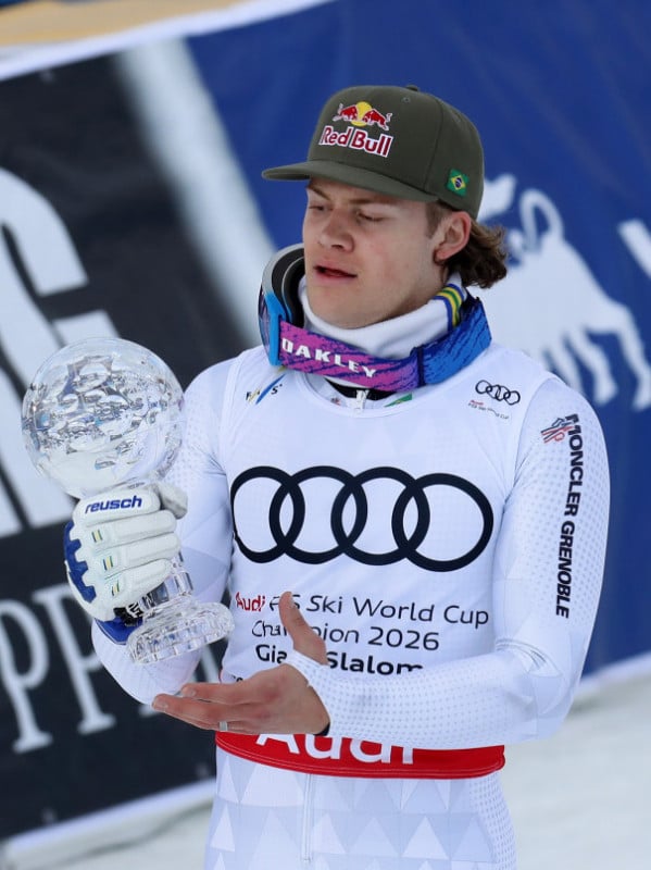 Lucas Braathen é campeão da Copa do Mundo no slalom gigante e leva o Brasil ao topo do esqui