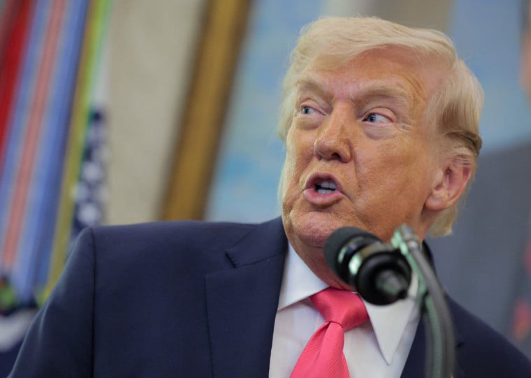 Trump ameaçou o país e prometeu ataques caso o acordo não seja concretizado