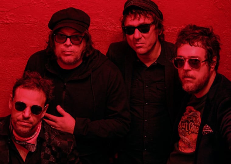 Show celebra 20 anos do icônico projeto da MTV com Carlinhos Carneiro e Rodrigo Pilla, Cachorro Grande, Ultramen e Wander Wildner
