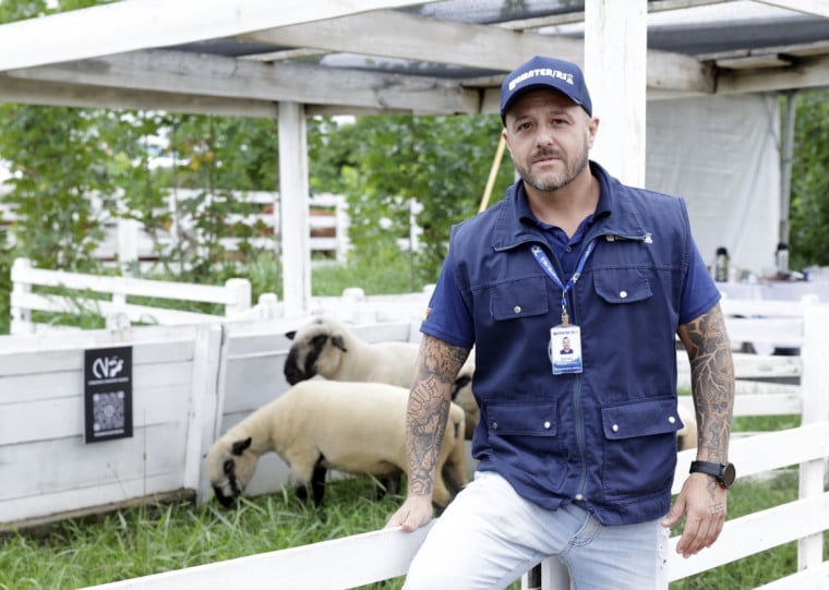 Ovinocultura surge como alternativa de renda e de fixação de jovens no campo, diz o extensionista Bruno Flores