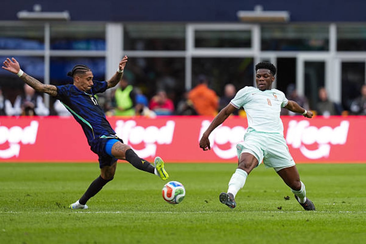 Jogando o segundo tempo com um a mais, Brasil perde para a França