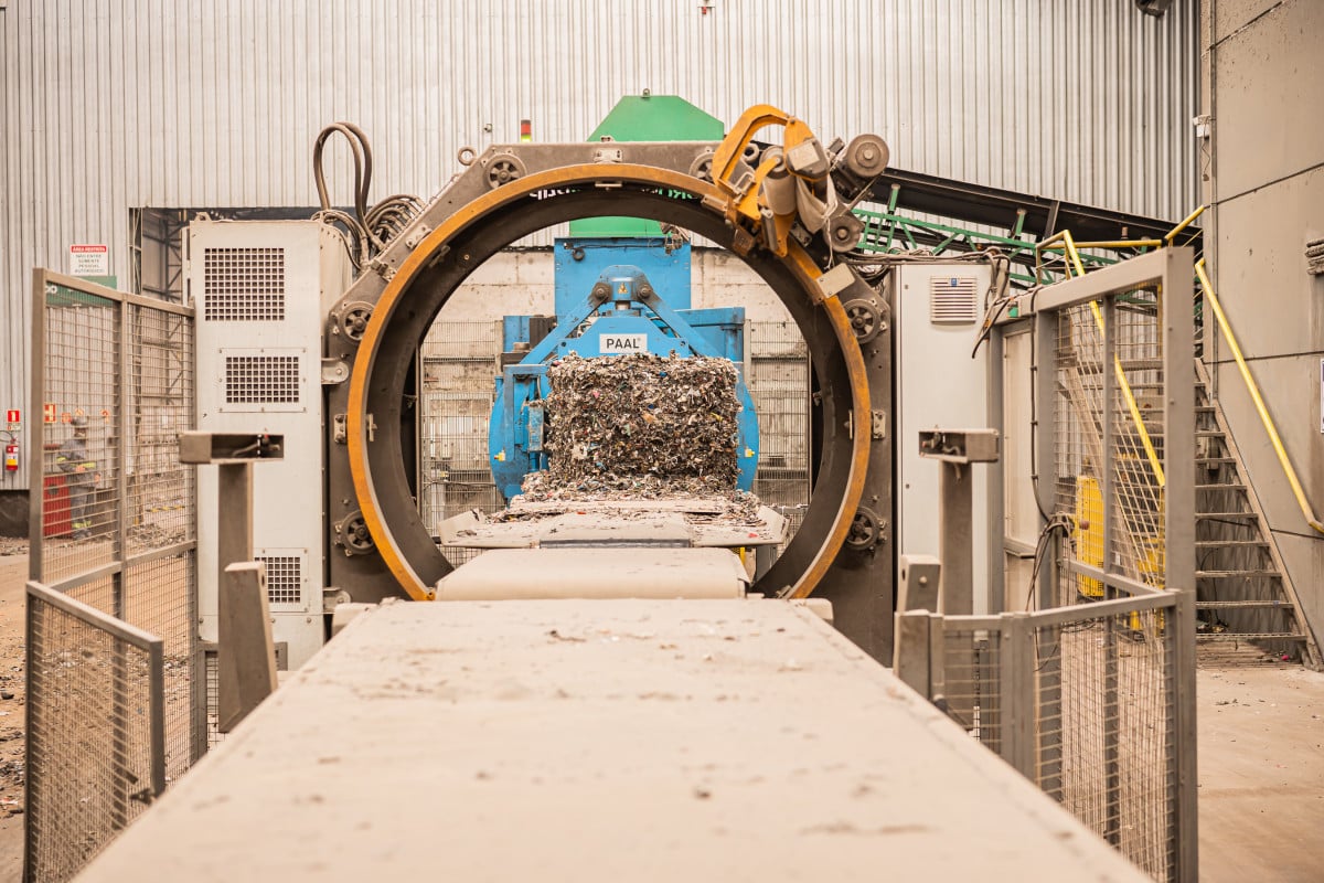 Enfardamento  | FUNDA&Ccedil;&Atilde;O PROAMB/ DIVULGA&Ccedil;&Atilde;O/ JC