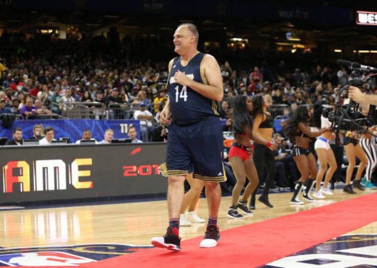 Lenda do basquete é homenageada pelo COB