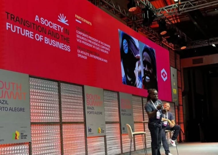 Painel sobre Transformação Digital no South Summit com a Seguradora Icatu e o Ex-jogador Tinga.