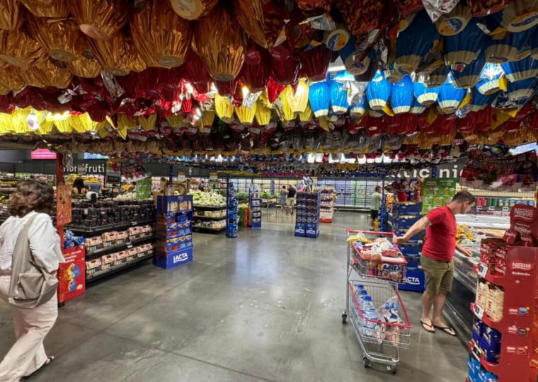 Produtos tradicionais da &eacute;poca, como colombas e ovos, apresentaram varia&ccedil;&otilde;es entre 17% e 40%