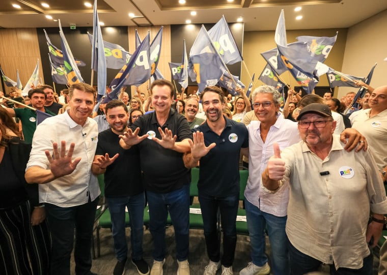 Ato de filia&ccedil;&atilde;o no PSD, com Polo, Souza, Kassab, Leite, Antunes e Classmann (esq. p/ dir)