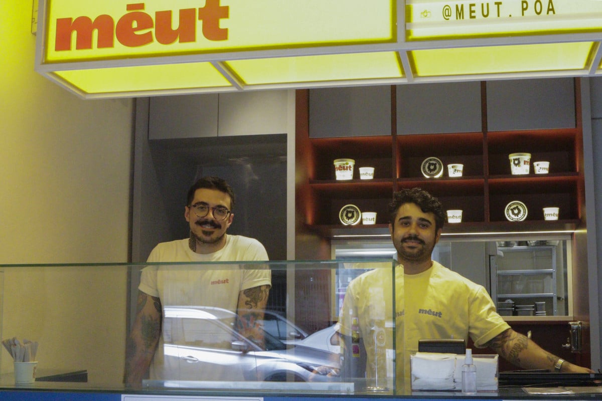 Douglas Barcellos e Vinicius Gomes, s&oacute;cios-propriet&aacute;rios da M&Ecirc;UT | FABIOLA CORREA/JC