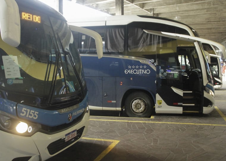 Para os usuários que tenham adquirido a passagem, fica assegurado o direito ao ressarcimento integral do valor