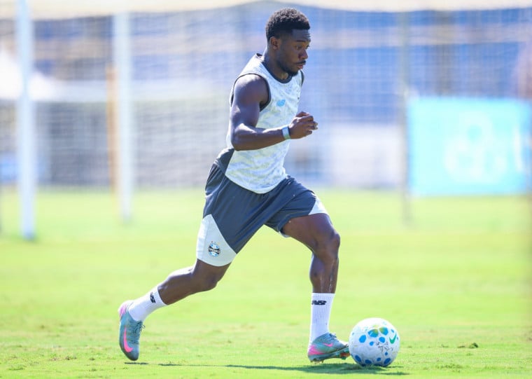 Ponta belga quer valorização salarial para renovar com o Tricolor