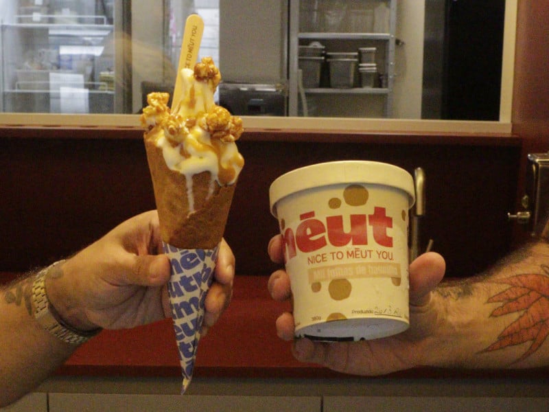 Loja ter&aacute; programa&ccedil;&atilde;o especial de P&aacute;scoa, com adi&ccedil;&atilde;o do gelato de bolo de cenoura direto da m&aacute;quina<br />Foto: FABIOLA CORREA/JC