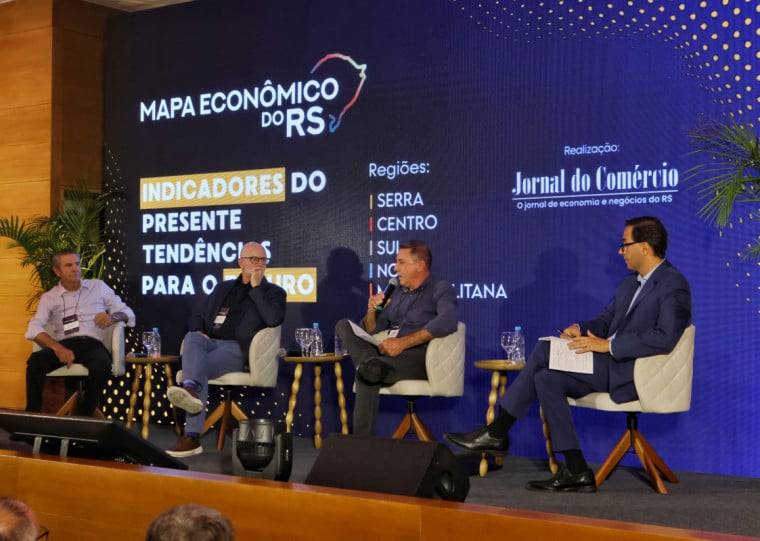 Os painelistas citaram a reforma tributária como um fator de atenção neste ano, envolvendo o trabalho de contadores e empreendedores para entender as novas regras