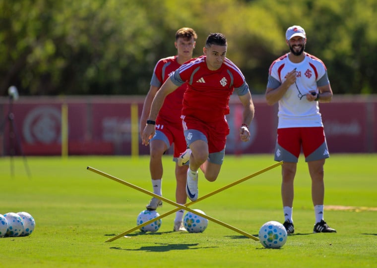 Borré e Carbonero já voltara, treinaram normalmente e ficam à disposição de Pezzolano