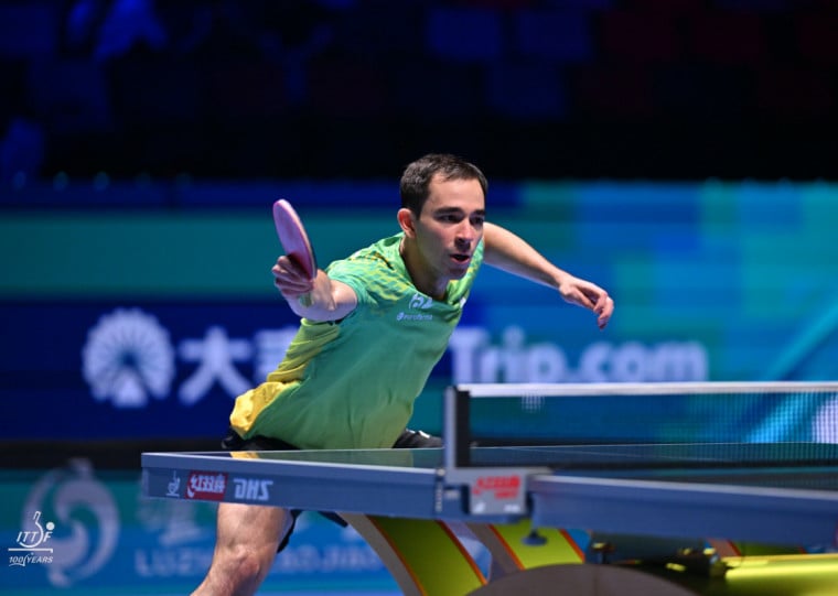 Atual campeão da competição e número três do mundo, o brasileiro venceu o sueco por 3 sets a 2