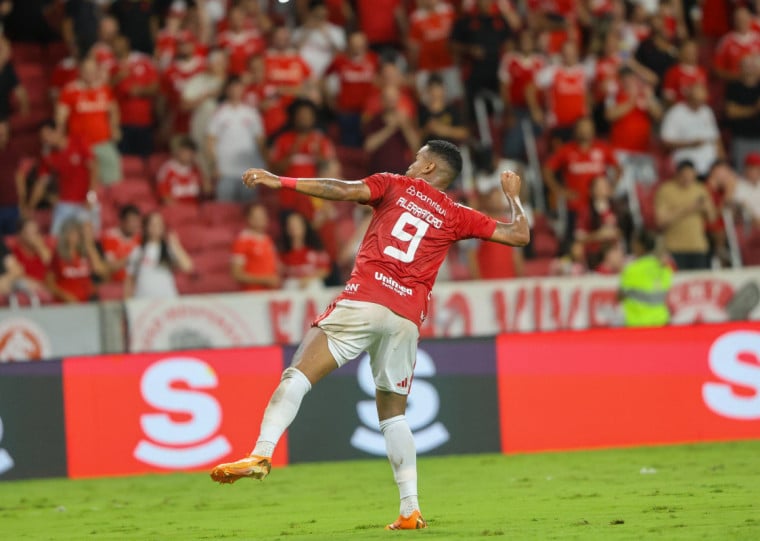 Alerrandro marcou para o Colorado e Calleri deixou tudo igual