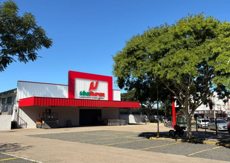 Nova loja, em bairro que foi afetado pela enchente, ocupa antigo im&oacute;vel de rede Todo Dia 