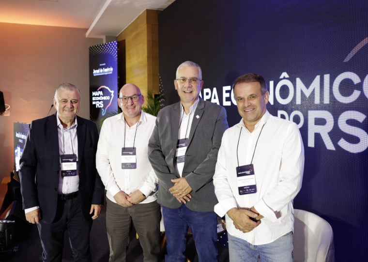 Prefeitos José Carlos Breda (Cotiporã), Nelton Conte (Fagundes Varela), Cristiano Dal Pai (Veranópolis) e Evandro Brandalise (Vila Flores) participaram do Mapa Econômico do RS