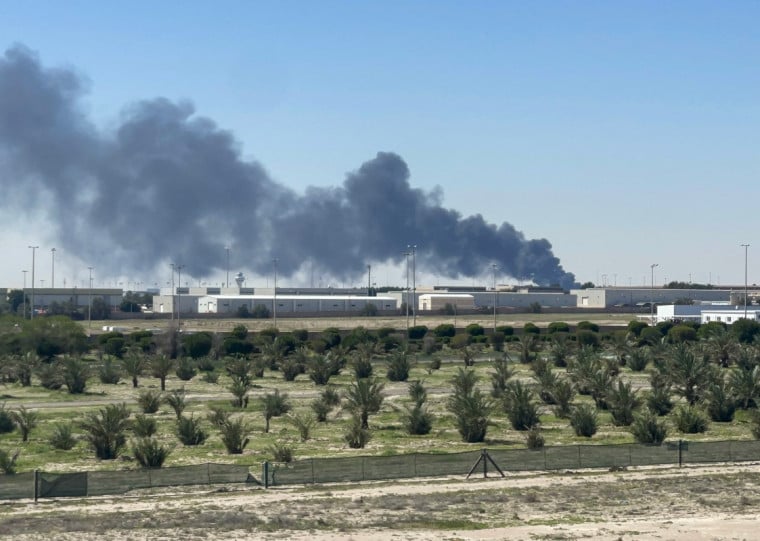 No dia 1 de abril, ataque de drones causaram incêndio em áreas do aeroporto do país