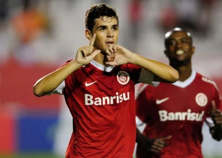 Pelo Inter, Oscar foi campeão da Recopa Sul-Americana 2011