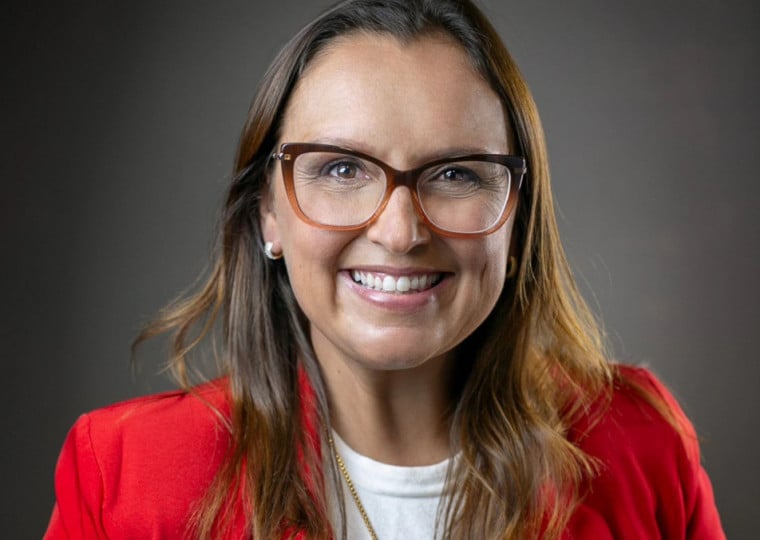 Claudinha Jardim é a primeira mulher a assumir a prefeitura de Guaíba