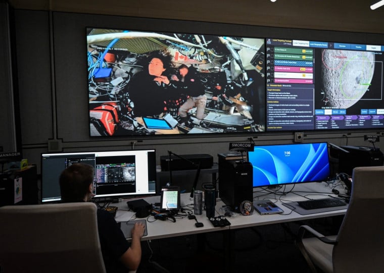 A entrada na Terra é brutal e mínimos detalhes fazem diferença