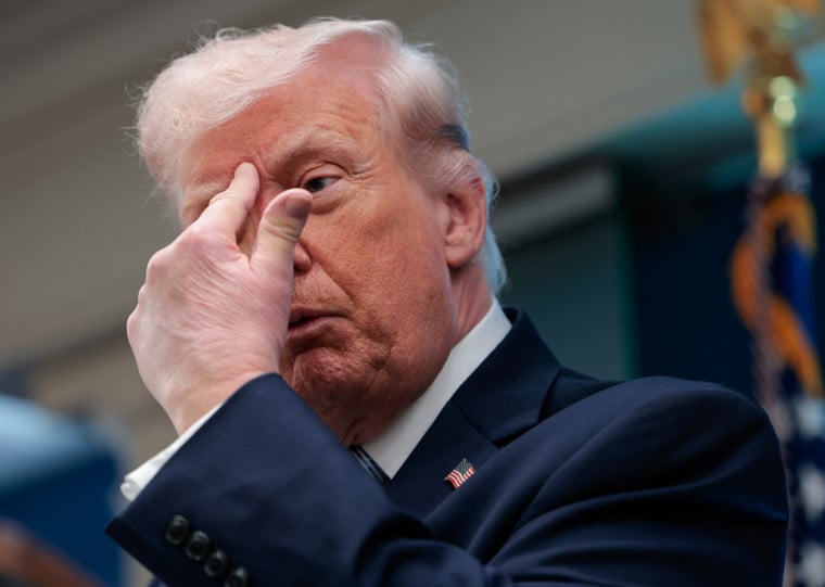 Donald Trump afirmou nesta segunda-feira (20) estar vencendo a guerra no Irã 