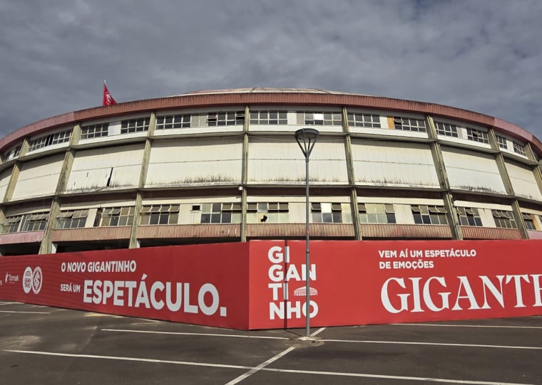 Reforma na fachada começou em abril e deve mostrar resultados nas próximas semanas