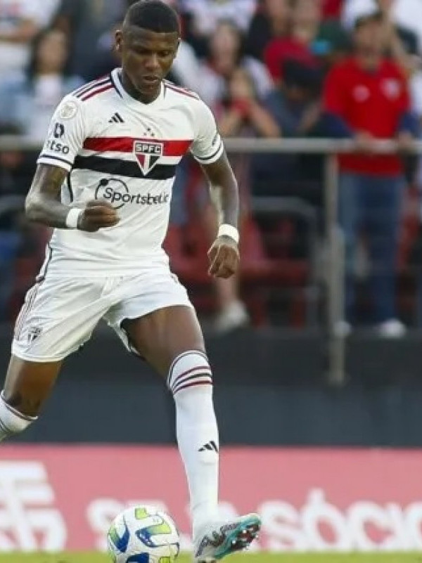 São Paulo dá 10 dias para Arboleda reaparecer e inicia processo para rescisão unilateral