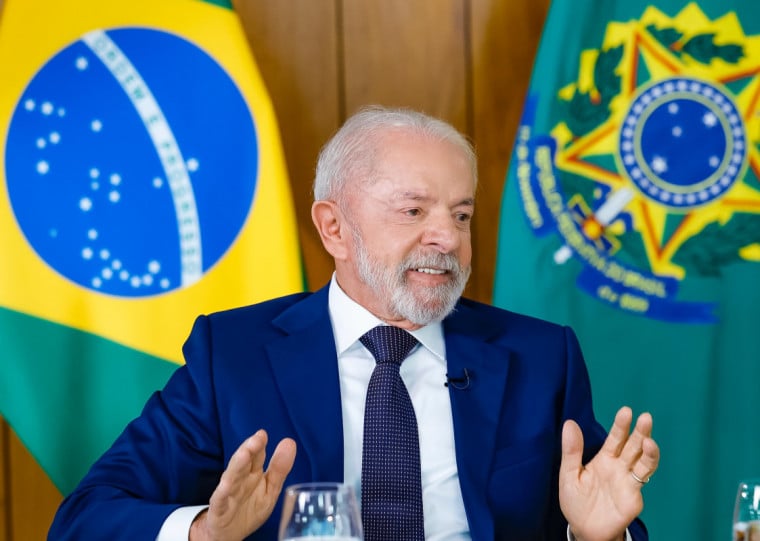 "Não pode ser uma coisa rígida para todas as categorias", disse Lula