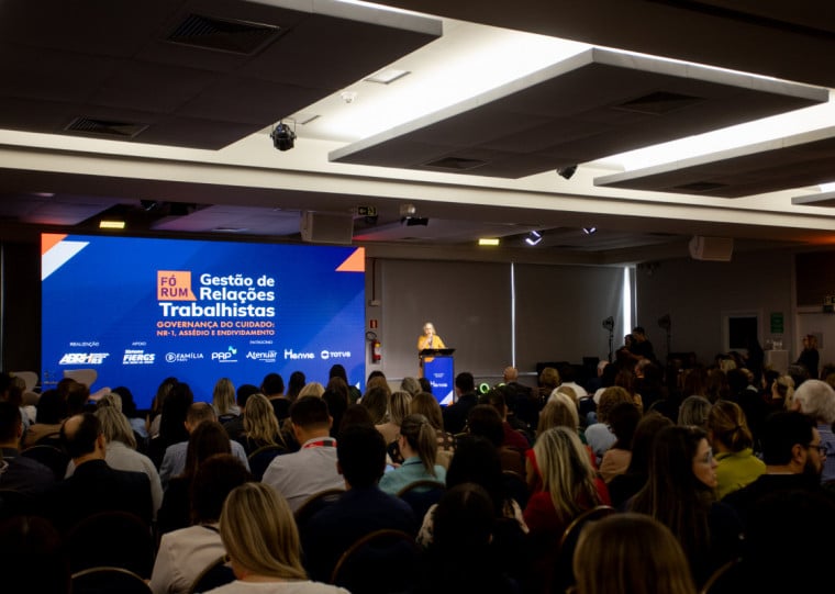 Grande parte das doenças psicossociais vem de dentro das empresas, diagnosticou Pedro Fagherazzi