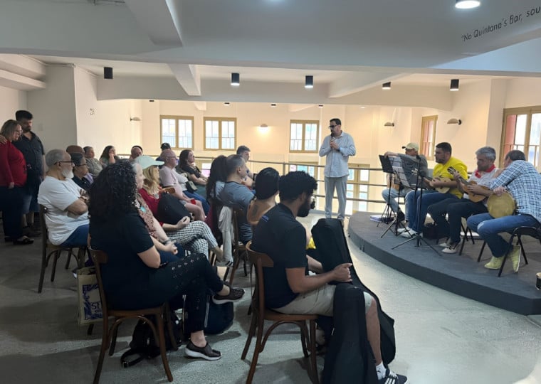 Evento aberto ao público passa a ocorrer a partir desta terça-feira (14), com apresentações na Travessa dos Cataventos e no Quintana’s Bar