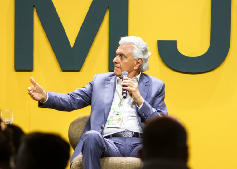 Pré-candidato do PSD à presidência da República, Ronaldo Caiado, criticou o senador Flávio Bolsonaro (PL-RJ) após a leitura da carta escrita pelo ex-presidente Jair Bolsonaro (PL) neste sábado (11)