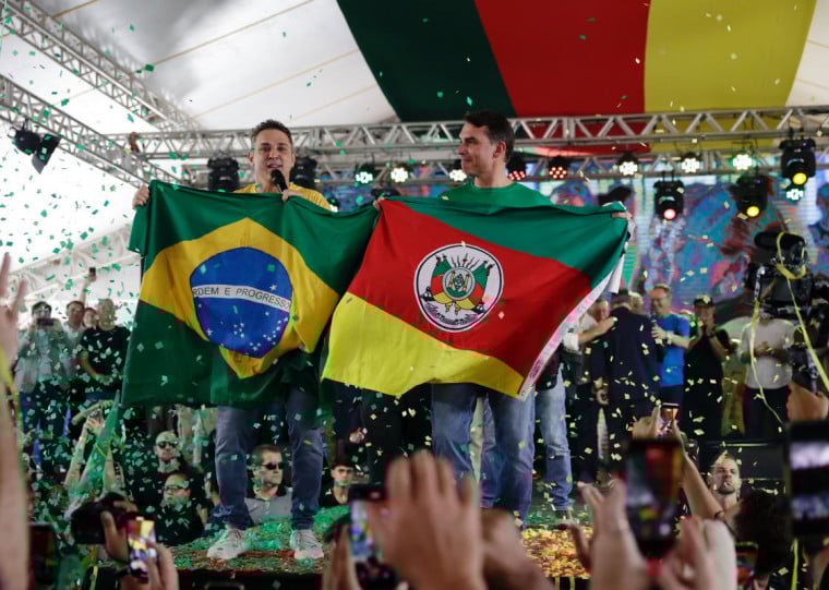 Zucco lançou sua pré-candidatura ao governo gaúcho neste sábado (11), com presença de Flávio Bolsonaro