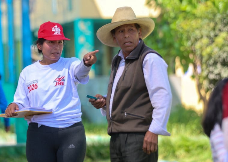 Pesquisas privadas indicam que nenhum candidato lidera com folga ou conseguiu abrir vantagem significativa sobre os demais