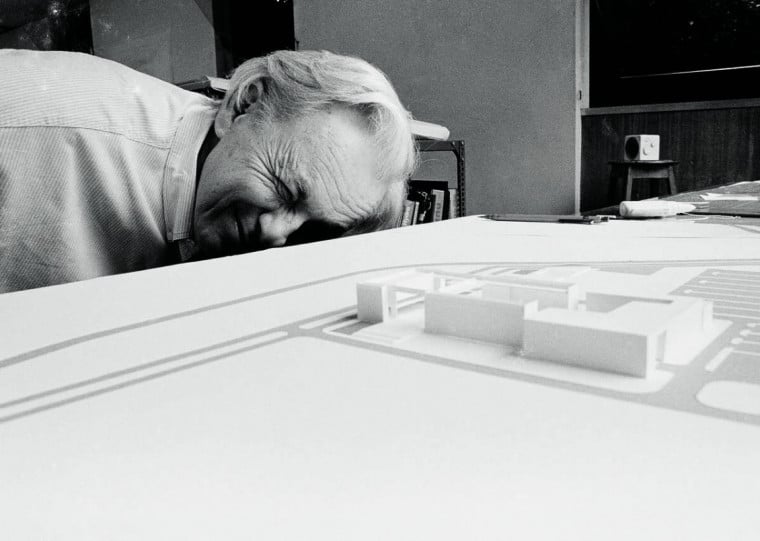 Eduardo de Almeida é responsável por projetos como o da Biblioteca Brasiliana Guita e José Mindlin